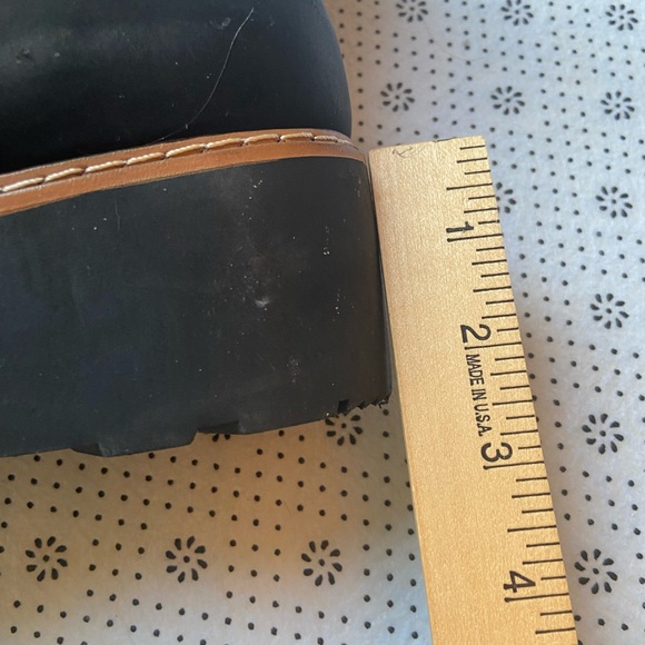 Women’s Baretraps Black Wedge Ankle Boots Lace-up 1-3/4” Heel size 10M - Picture 6 of 8